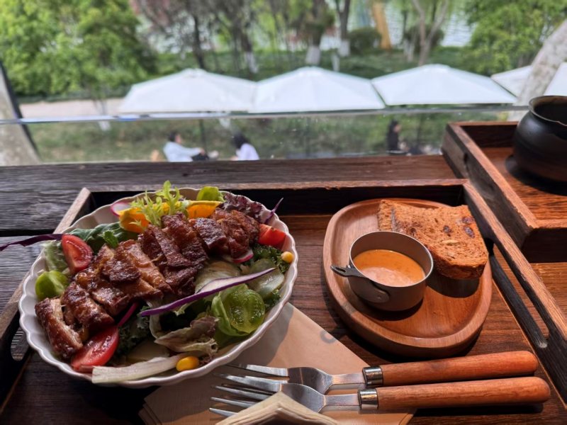 杭州本地美食探索（Mark · 中英）